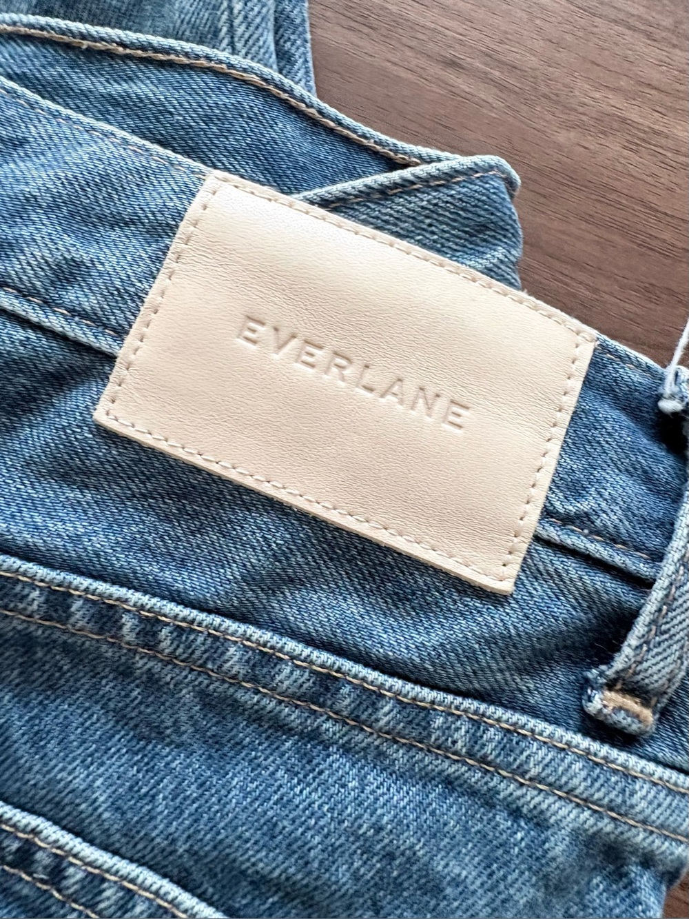 Everlane The Cheeky Jean - Picture 9 of 10